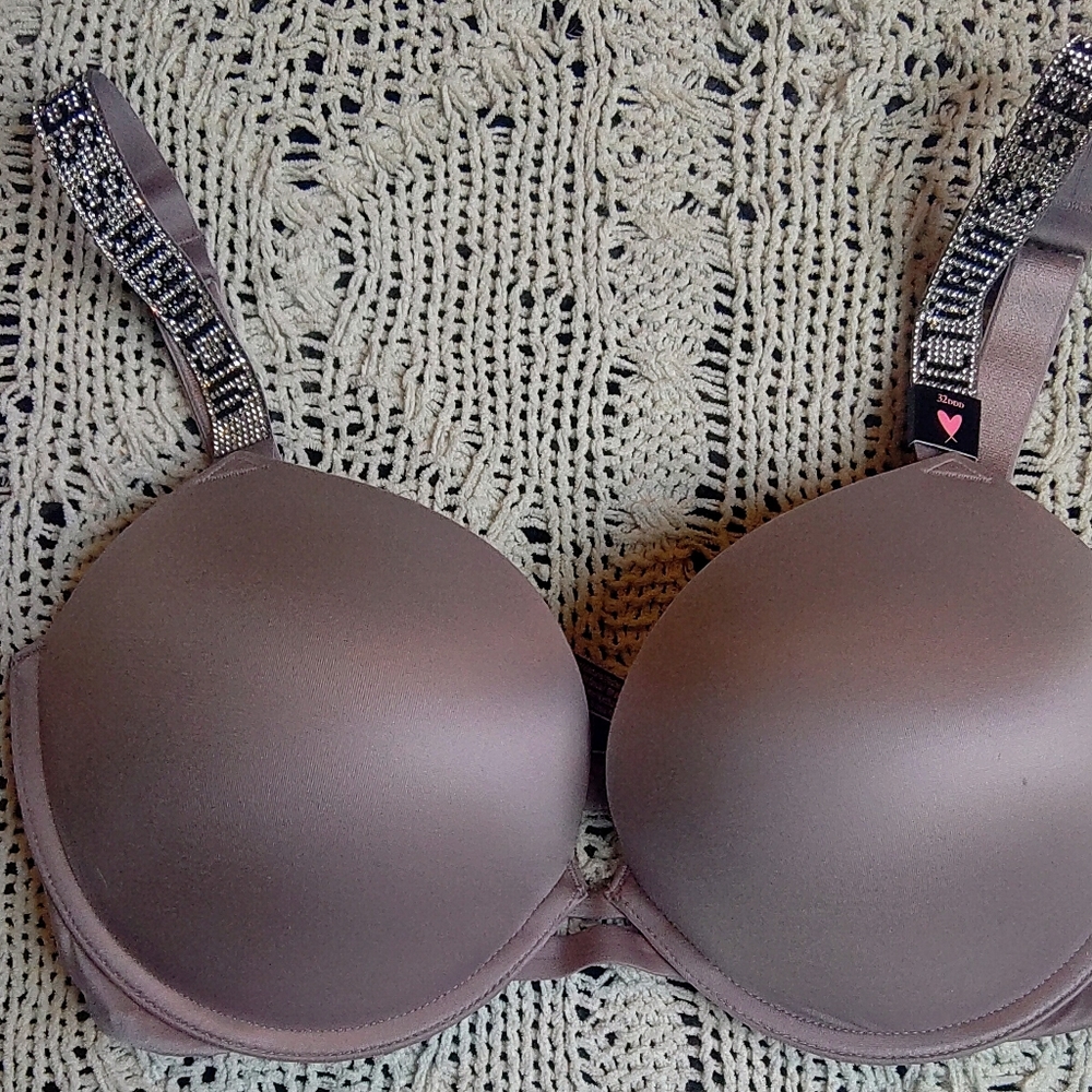 Victoria's Secret nwt Rhinestone push up Bra